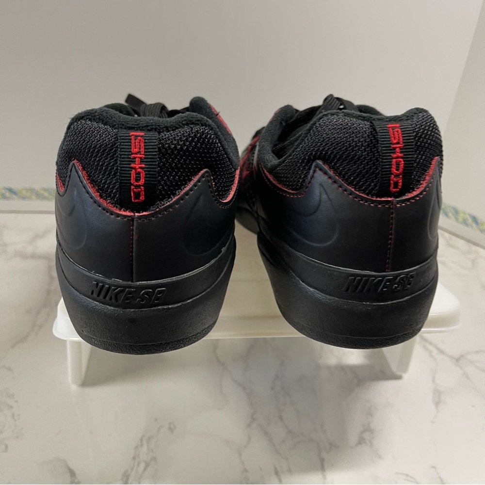 Nike Men Ishod Wair Premium SB Bred Shoes, Size 8.5 - Picture 6 of 8